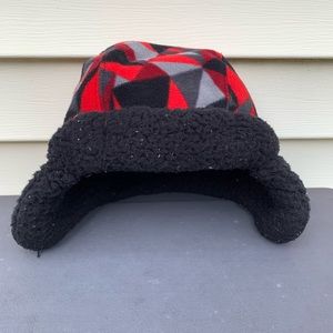 Fleece Hat With Ear Flaps 🧤